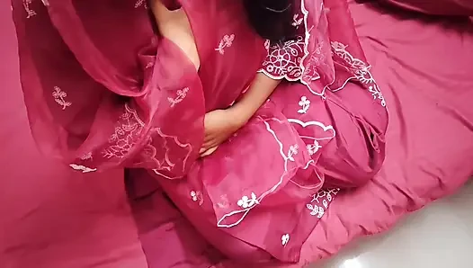 Bhabhi Jaan так обеспокоена тем, что ее муж сообщил о сперме