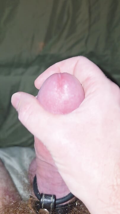 月末の締めくくりとして素晴らしい方法です!これまでで一番濃い射精です!日付！