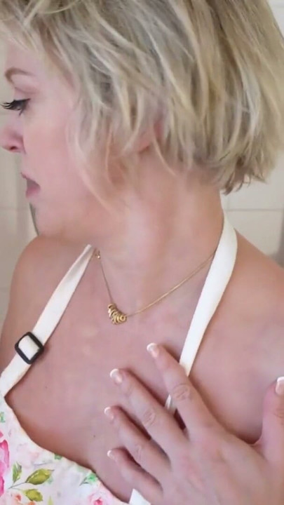 Big Assed Busty Slut Dee Williams Sucks Stepson's Cock While He's Doing His Chores | Clip 1