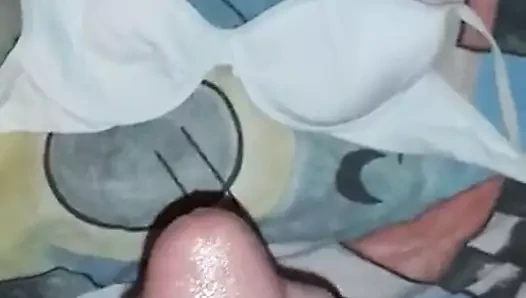 lwas sutyen ve yastık üzerinde anne üzerinde Cum