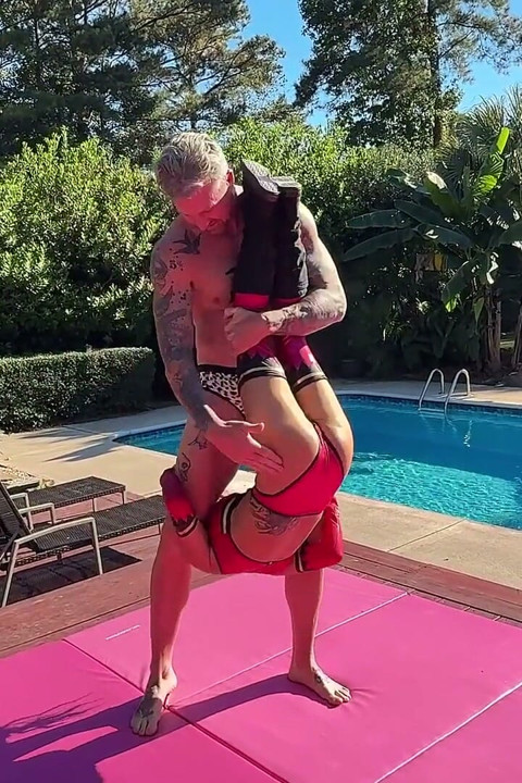 Sexwrestle în aer liber Tatiana Steele versus Jay Spear