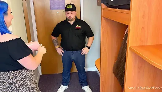 mrporkpie pizza express vol-2 pays the pizza boy with sex