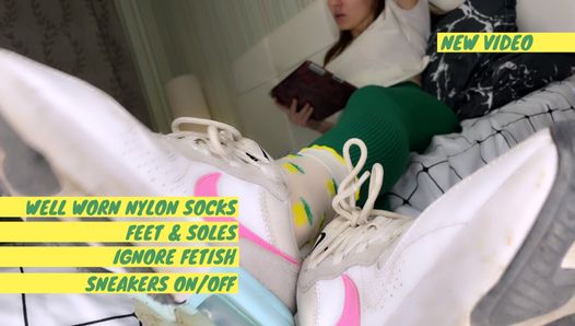 Cute nylon socks feet ignore footslave training