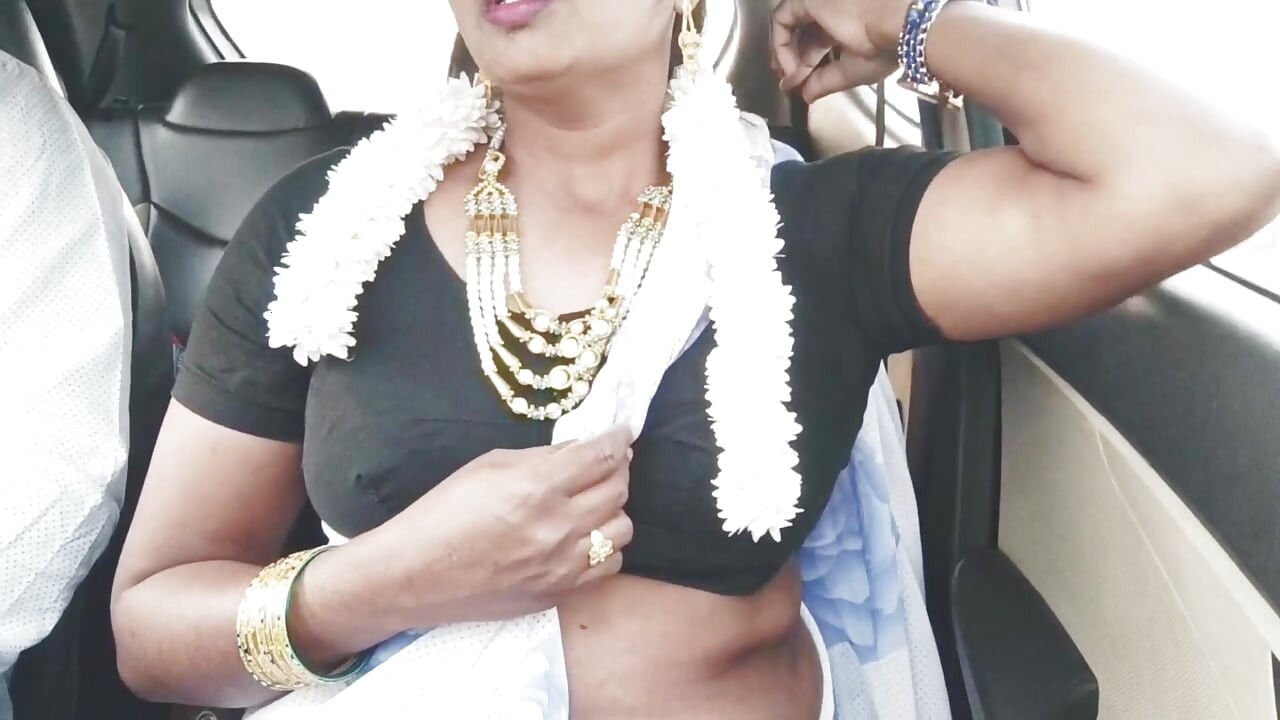 Indian Bhabi Car Sex. Beautiful Saree Housewife Try to Fucking with Stepson Car Drive.telugu Dirty Talks.
