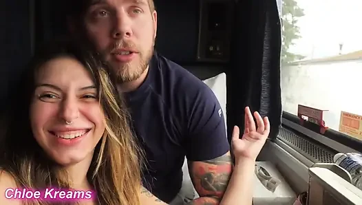 Auf Amtrak Geritten Werden! Riskant, Oral & Ficken Teil 1 - Chloe Kreams, Steve Rickz