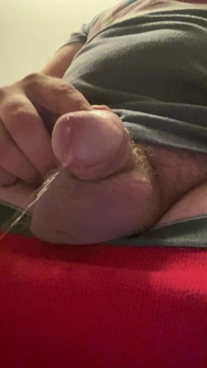 Taking a piss then jerking my cock close up cum shot