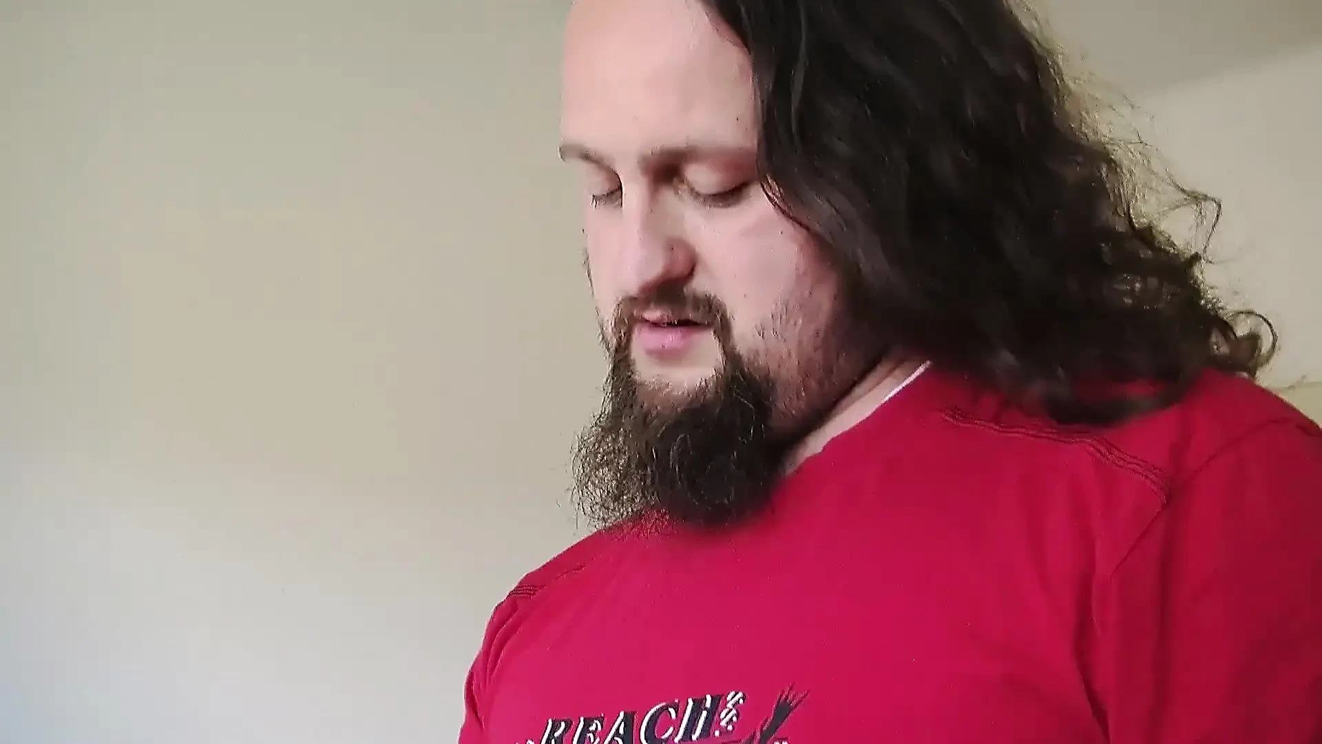 Hot chubby brunette knows how to suck cock