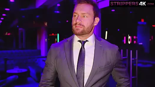 Tiny Dancer Works High Roller's Pole