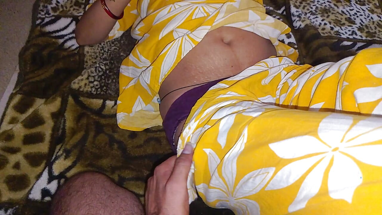 Desi bhabhi ji ko aisi din mein bahut achcha choda