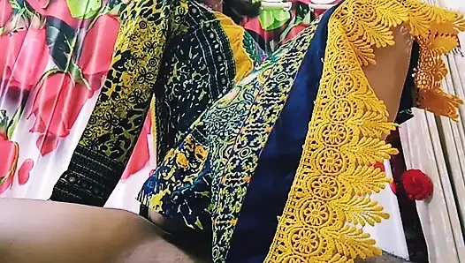 Шаловливая и красивая мачеха