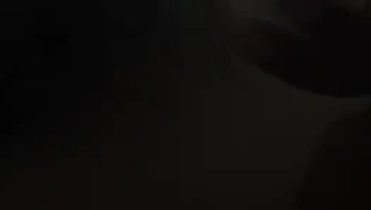 Üniversiteli kız eğlence zamanı
