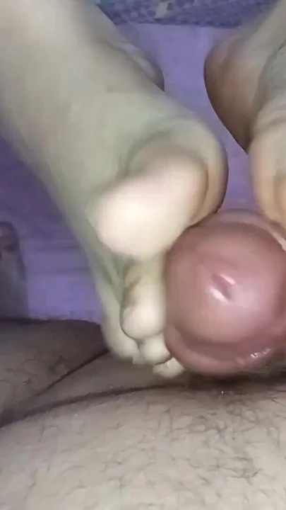 Must-share moment from "Bhabhi bbw chubby girl with hijab jerks me off when I see her feet and her big tits"