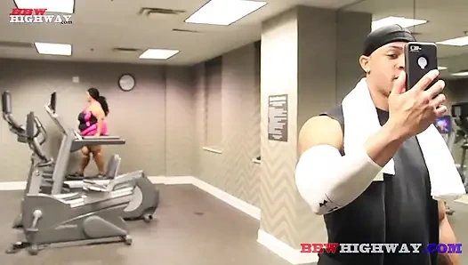 BUSTY EBONY BBW TAKING HARD DICK