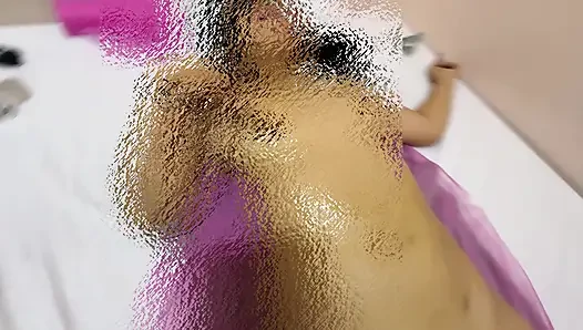 Fucking that Thailand bitch in Karachi hotel room