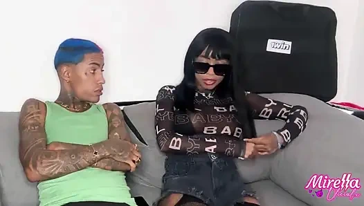 Arkadaşım her ziyarete geldiğinde değişmiyor, bazıları var