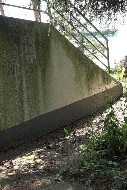 Crouching Pee av Got 2 Pee där tjejer kommer att pissa