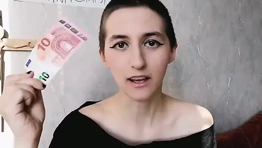 Açgözlü sürtük sana bağırıyor