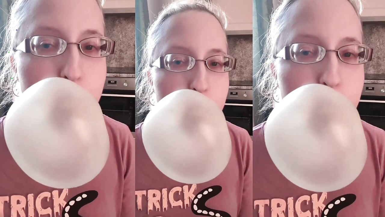 Asmr riesige Knackarsch-Kaugummi-Soundeffekte hören in Kopfhörern