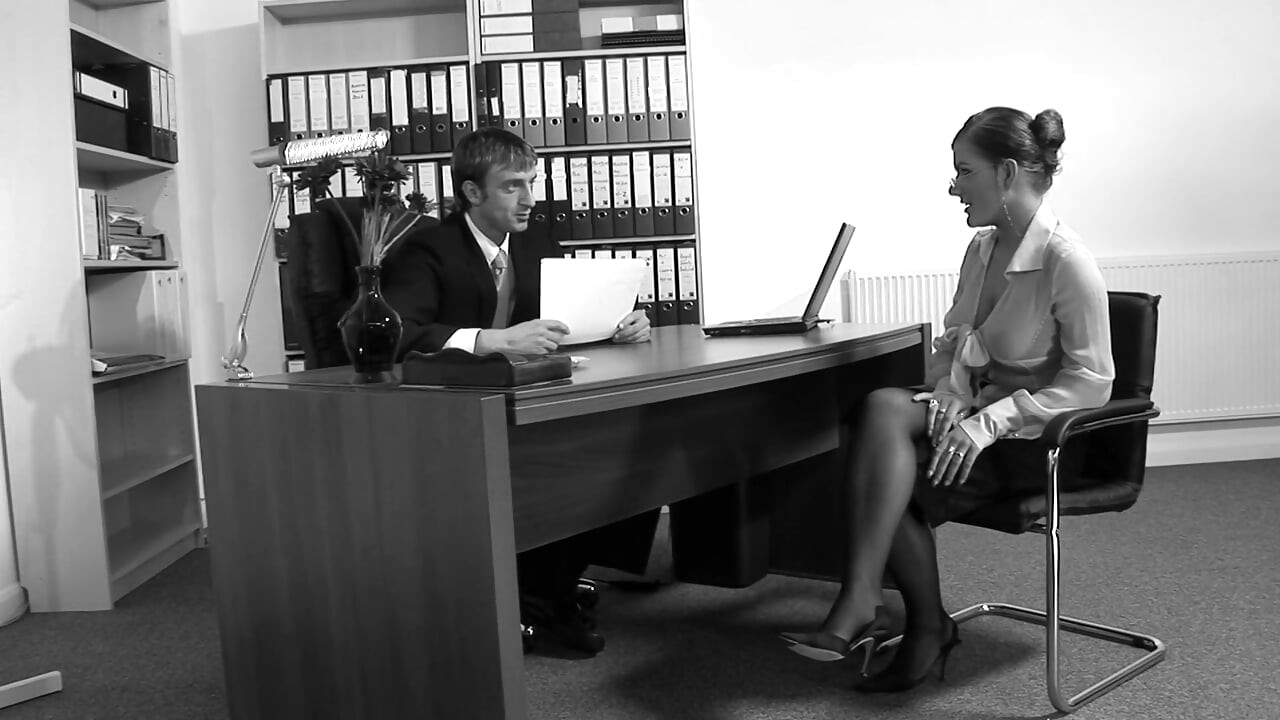 Nerdy secretary with bouncy tits fucks her boss in his office