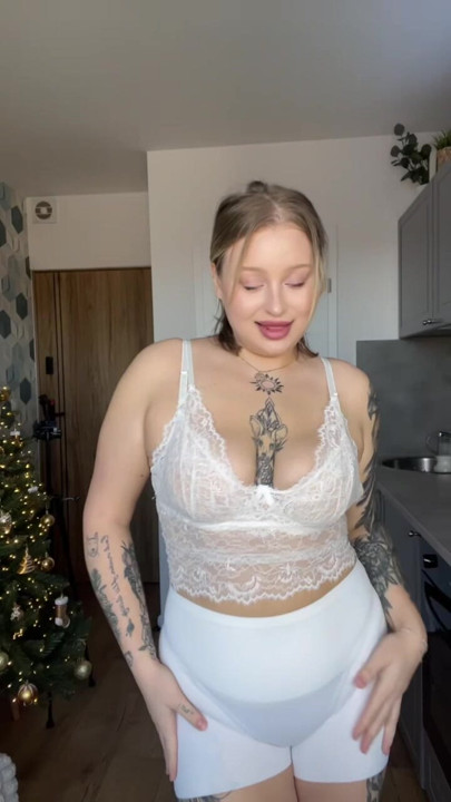 Każdy subskrybent sprawia, że czuję się mniej samotny Dołącz do moich OnlyFans