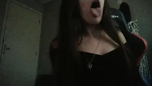 Fairy Bliss touching her body and moaning a lot until cumming