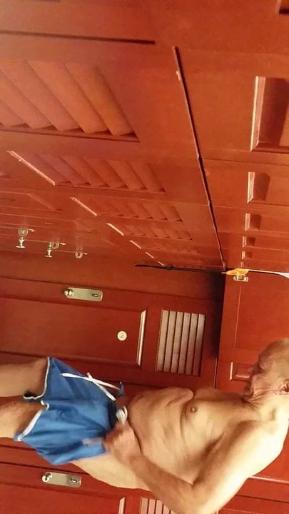 aguelito que pinga tan gruesa tienes