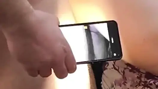 Oda arkadaşım yarağımı tekrar boşaltmak istiyor