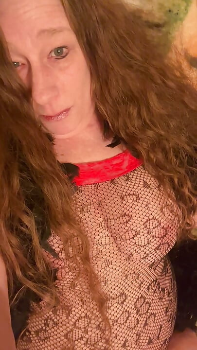 Honeyfleur Nympho slut Horny all night