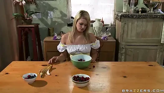 Teens Like It Big - Goldicocks Went Searching in the Enchanted Forest for Someone to Fuck