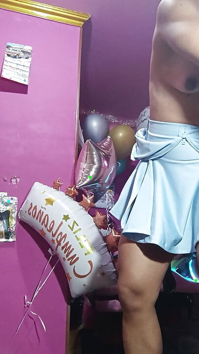 Happy Birthday Cute and Beautiful Some Naugthy Squirting Confety, and Drinkisss Ilove Make My Pussy Nude in Ur Eyes Daddy Loveee
