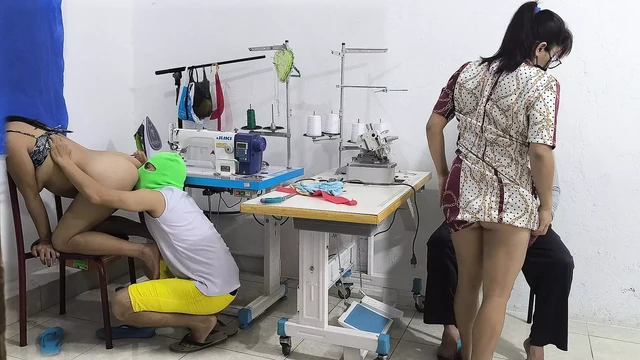 stepsisters fucking and licking pussies