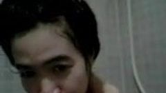 Naugth Freundin Thai Kwang in der Dusche für mich