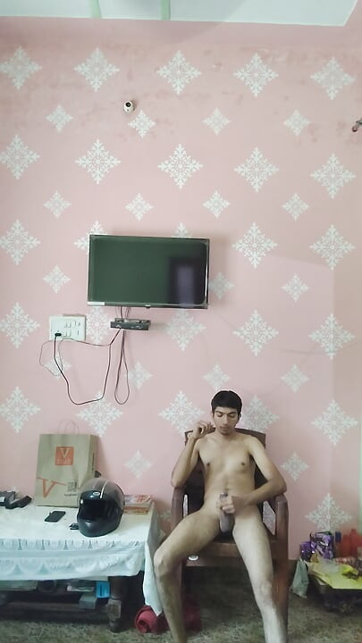 Un garçon indien baise des vidéos de masterbat