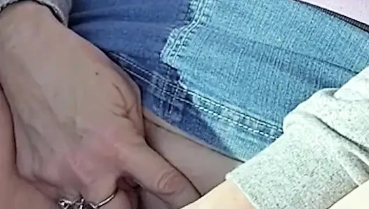 Hot BBW MILF Rubs One Out In The Car!