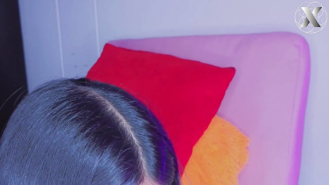 Egymás arcába élveznek