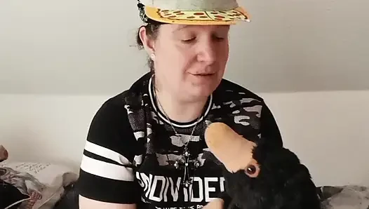 Men in the early 2000s be like... (A cosplay parody fairytale)