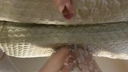 거울 위의 계집애 사정