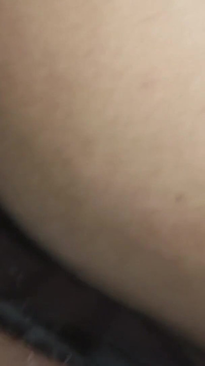 Desi indijska cusin polusestra se jebe u kućnom kupatilu | Klip 2