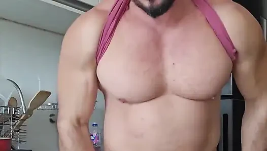 Bak bu yarak halkasını kullanmak ne kadar kalınlaşıyor