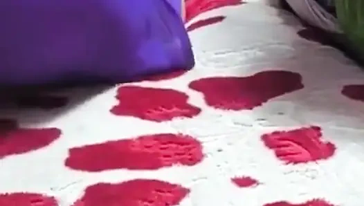 Cuckold-ehemann Sieht, Wie Seine Frau Mit BBC Ihre Muschi Fickt