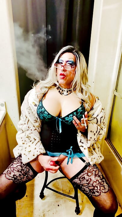 Marilyn Faux Futro Palenie Fetysz złośliwiec