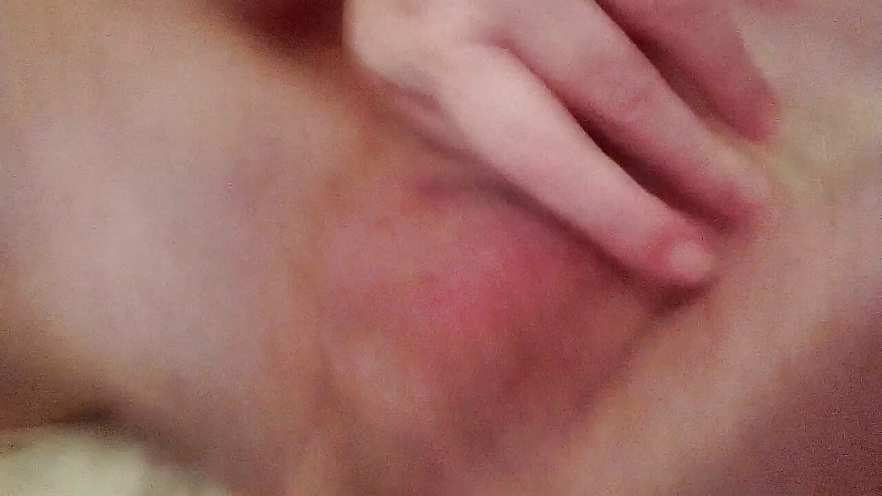 Krupni plan jen igranja sa Johns Balls