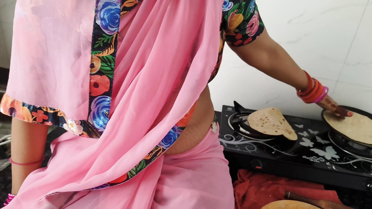 Aaj bhabhi ki kichin me karte bawkt ki bhabhi ki jabarjast chudayi