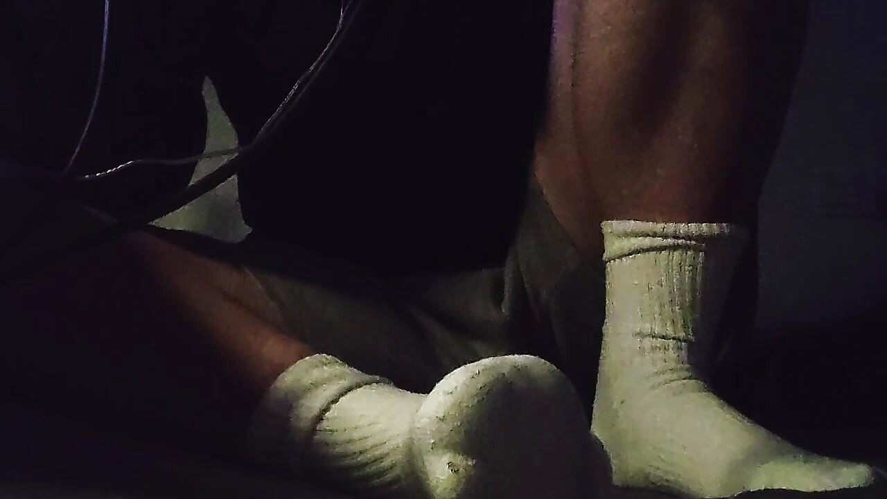 [ASMR] During class, my tablemate asked me to give him a handjob...
