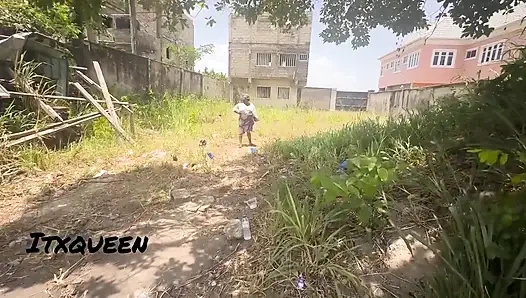 Madam g.o. braucht ihre muschi so schlecht behandelt