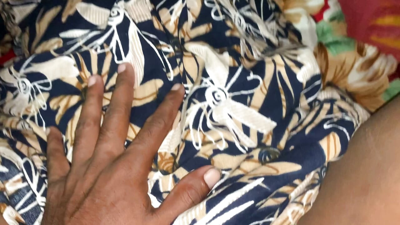 Desi Indian Big Tits Bhabhi XXX video With her husband's friend, Cheating Housewife Bhabhiji Fucked her Wet pussy by boyfriend