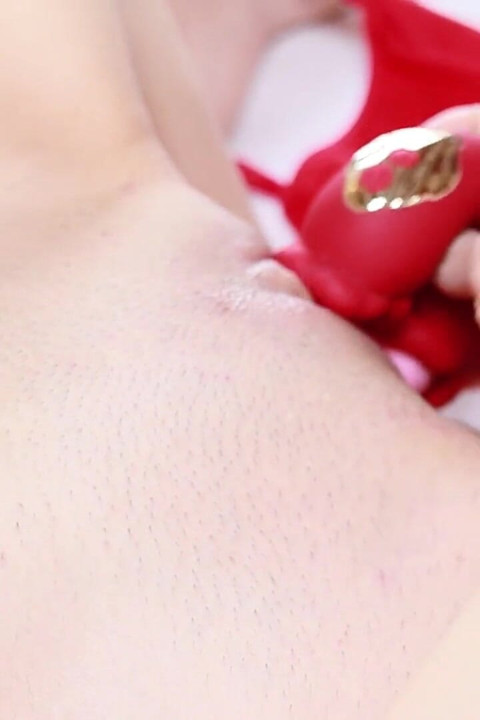 Zwei squirting mit stiefvaters geschenk - teil 2