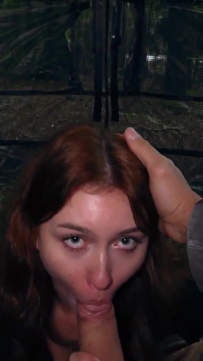 VIP4K. Super napaljena cura nije znala koji kurac odabrati | Isječak 1