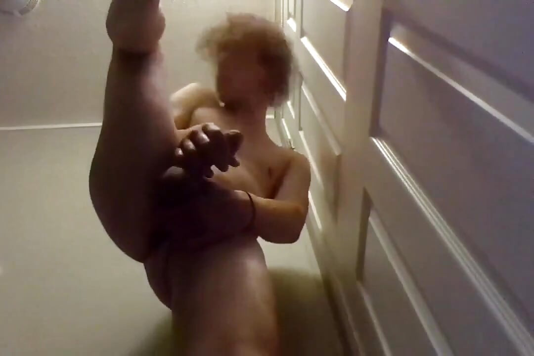 Giantess Transgal Stroking My Thick Girldick for You
