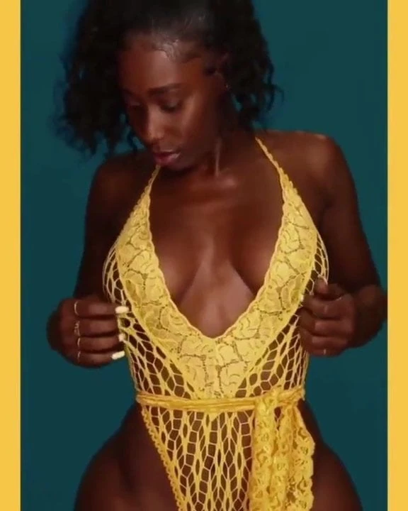 Hot blacks big butt